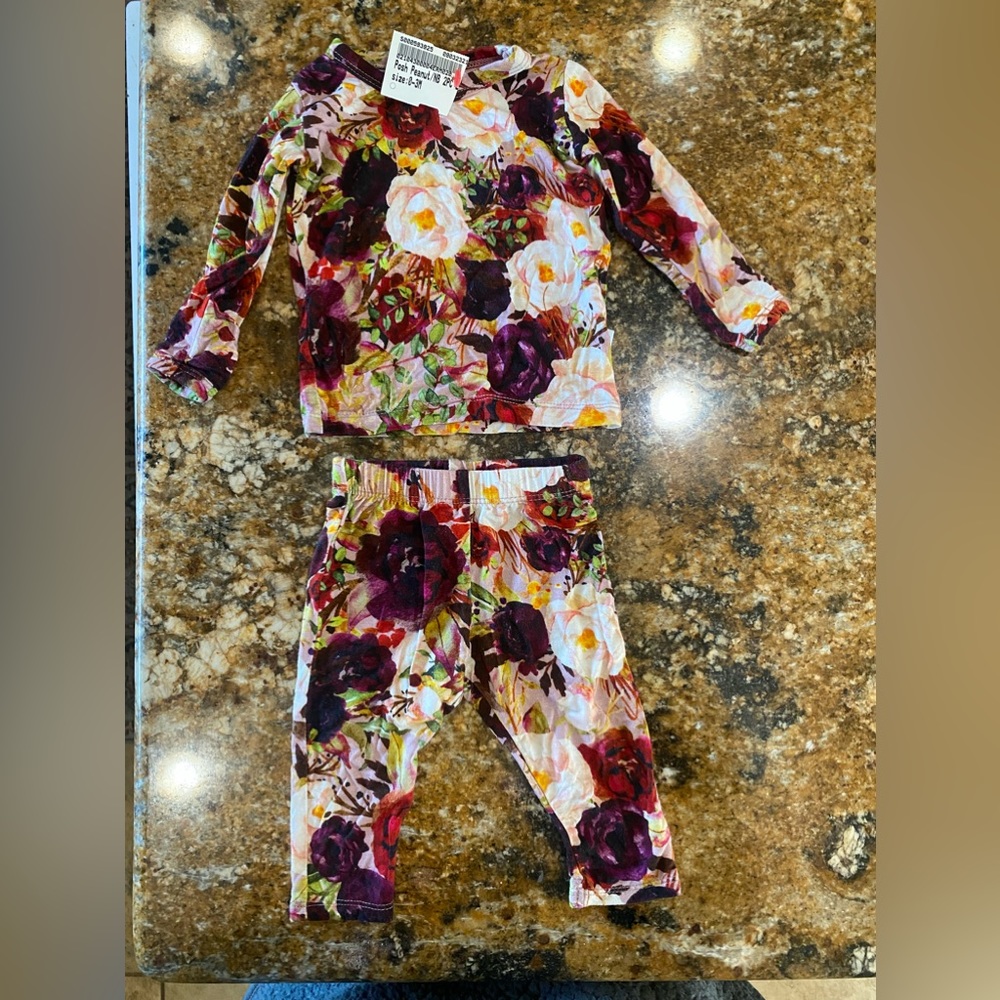 Posh Peanut 0-3 month bamboo outfit